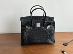 High-end Luxury Classic Togo Leather Bag with Silver-Tone Hardware and Crocodile Pattern — A Must-Have Designer Bag, Perfect Gift for Her